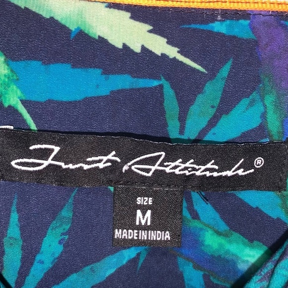 Multicolored 4/20 Leaf Print Button Up Shirt Men’s Small/Medium, Women’s Large - Picture 3 of 4